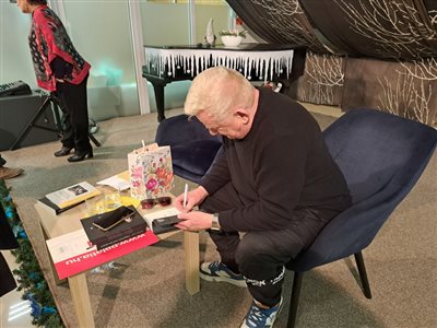 borondi konyvbemutato 126 resize