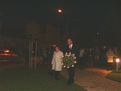 szman025