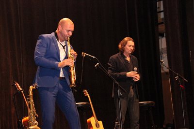 img 1045 resize