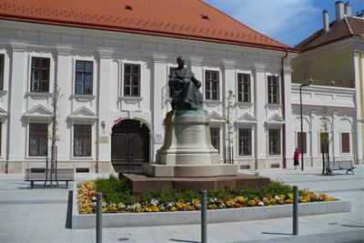 p1120894