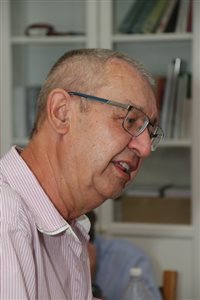 img 1076 resize