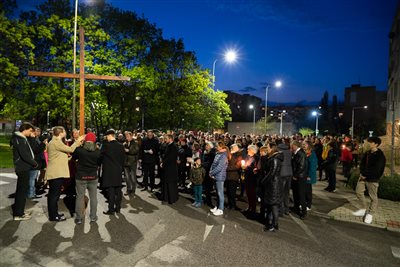 nagypentek 16