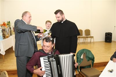 img 2413 resize
