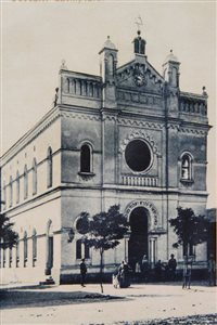 Szenci Zsinagóga - épült 1904-ben