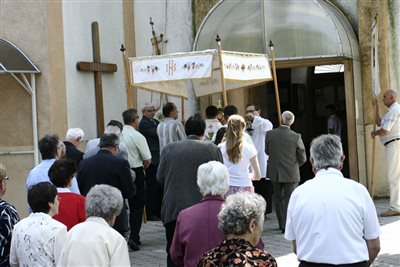UrnapiKormenet Szenc OZS37