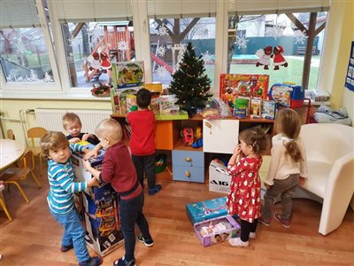 fb img 1608220443409 resize