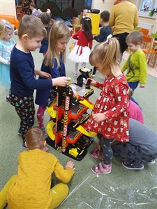 fb img 1608220541223 resize