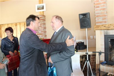 img 4376 resize