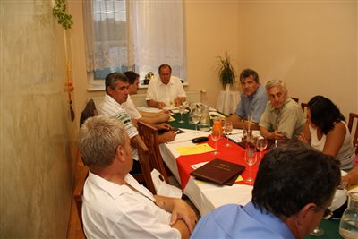JE04 09 08 16