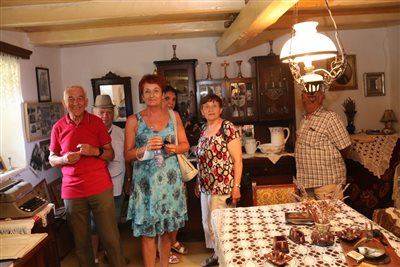 img 1966 resize