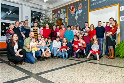 2018 adventi ringato csaladok 00