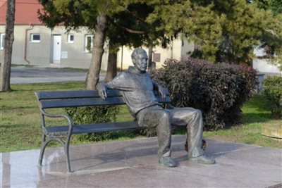 talamon szobor 900x600