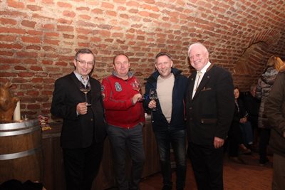 img 2906 resize