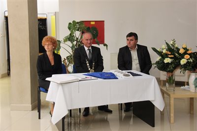 img 1627 resize