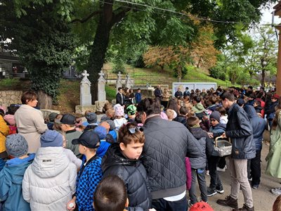 20251006 125347 resize