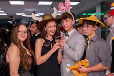 szuloibal 2025 ozs 307