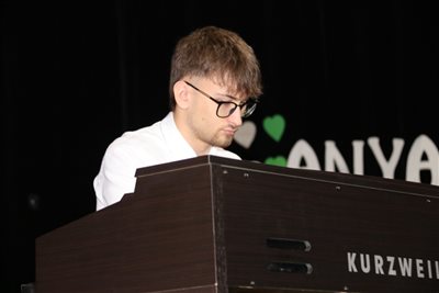 anyak napja 2025 180