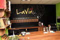Látogatás a Lavin vinotékában