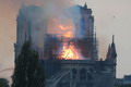 Leégett a párizsi Notre-Dame